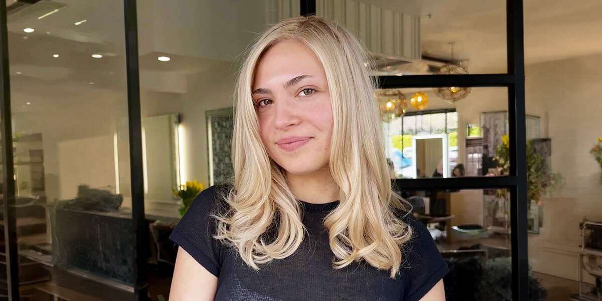 American Love Story :: The Revival of Carolyn Bessette Hair Color