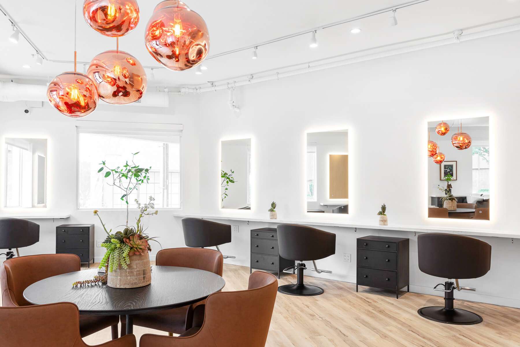 ROIL Salon Beverly Hills